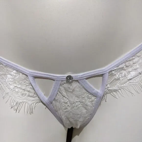 Night Escape White Eyelash Bra Set - Picture 6 of 6